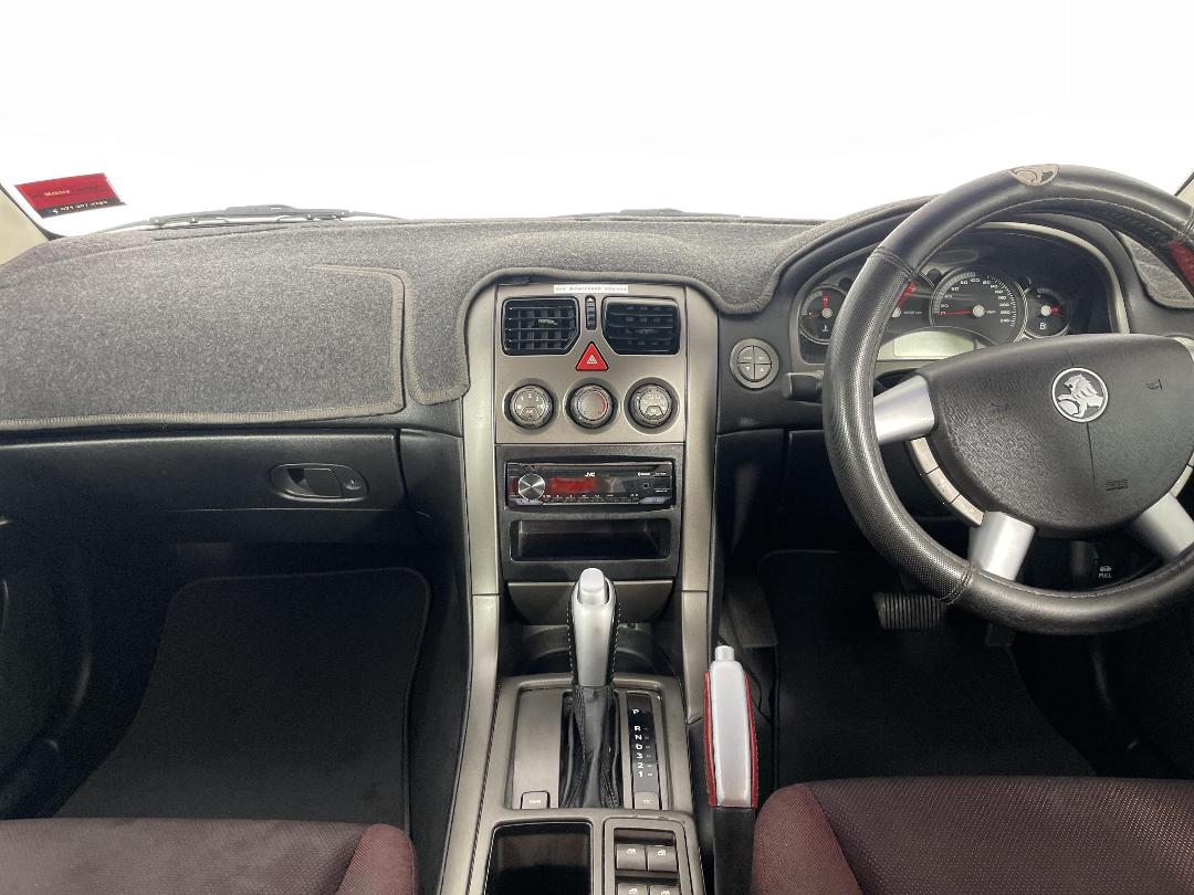 Photo '17' of Holden Commodore