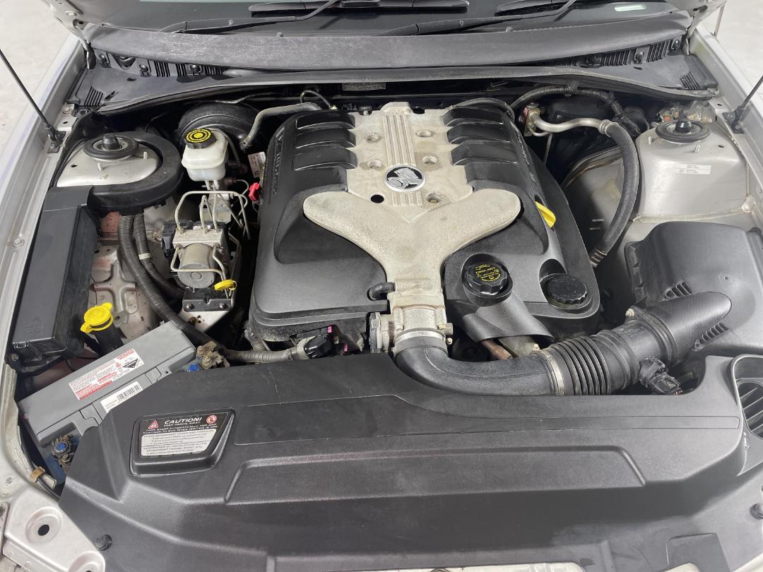 Photo '13' of Holden Commodore Photo '13' of Holden Commodore