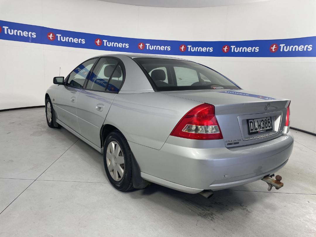 Photo '5' of Holden Commodore Photo '5' of Holden Commodore