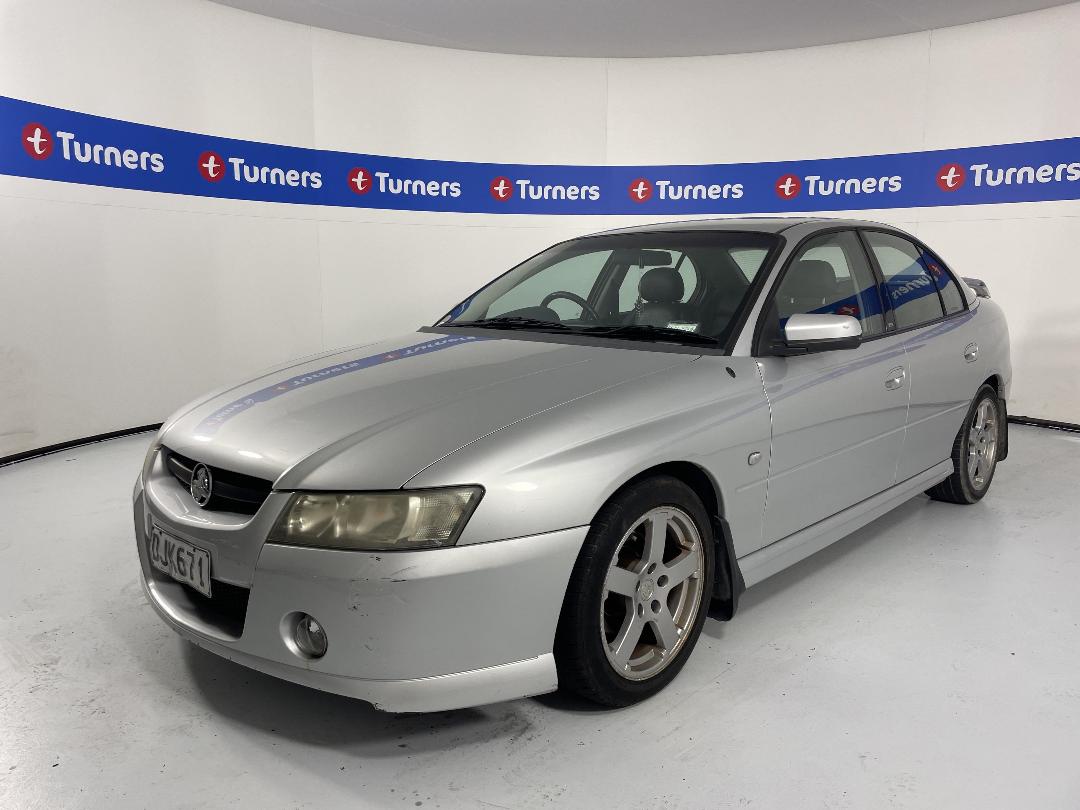 Photo '4' of Holden Commodore Photo '4' of Holden Commodore