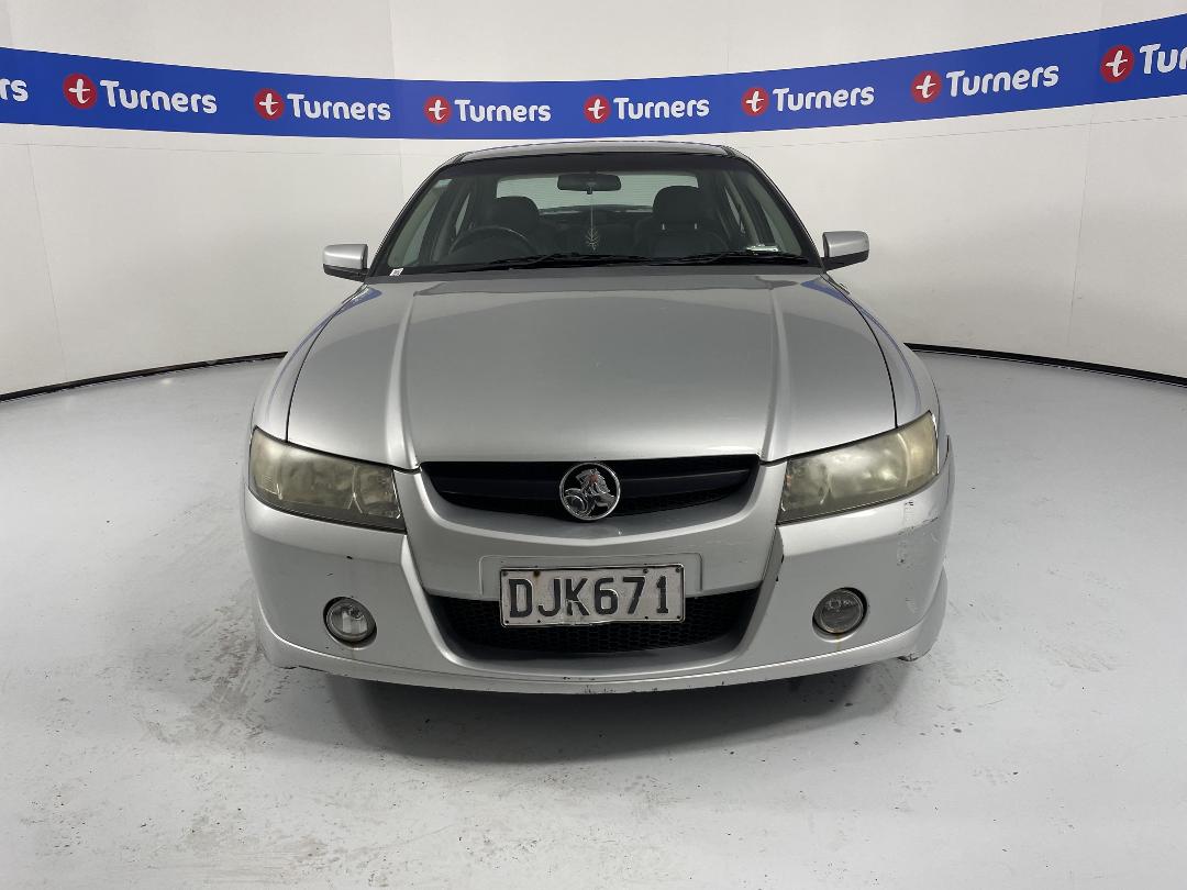 Photo '2' of Holden Commodore Photo '2' of Holden Commodore