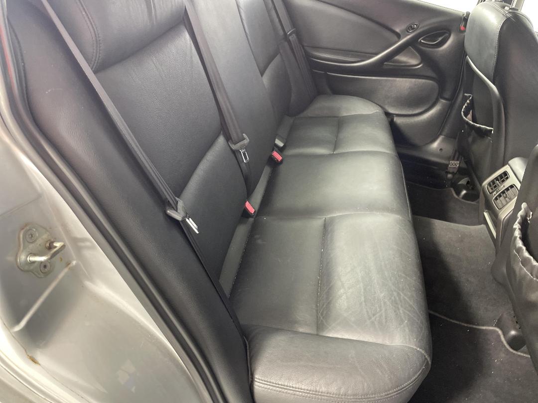 Photo '20' of Holden Commodore Photo '20' of Holden Commodore