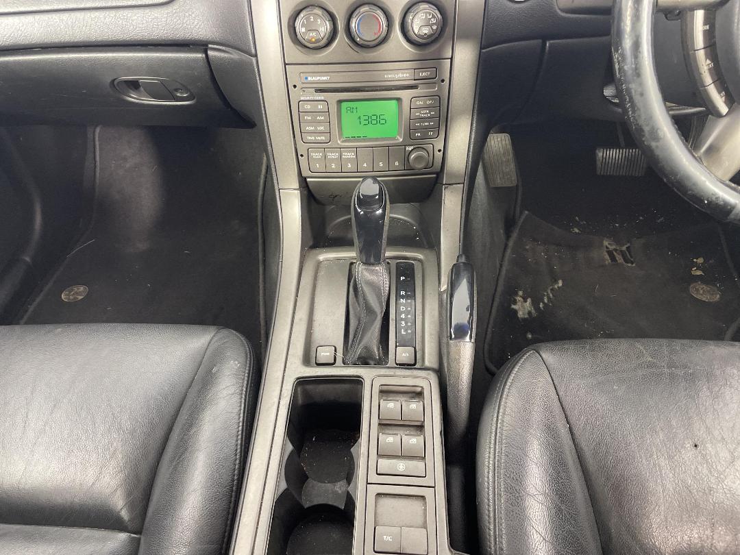 Photo '18' of Holden Commodore Photo '18' of Holden Commodore