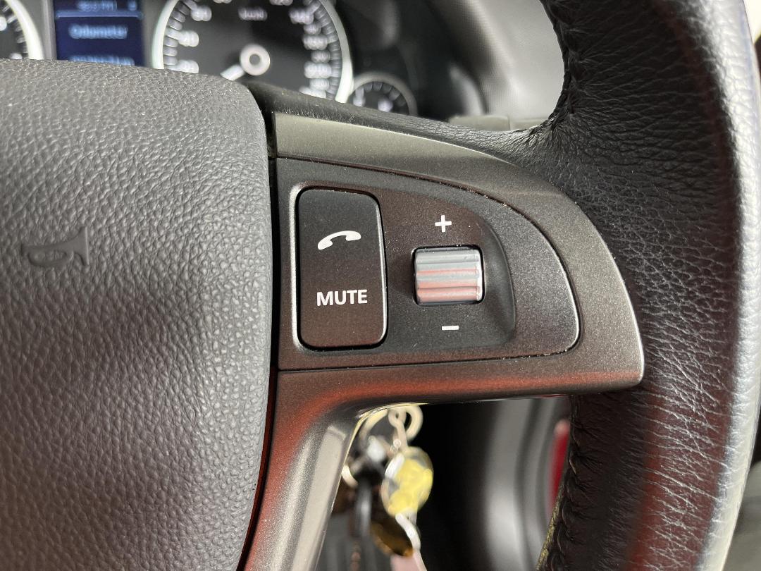 Photo '26' of Holden Commodore