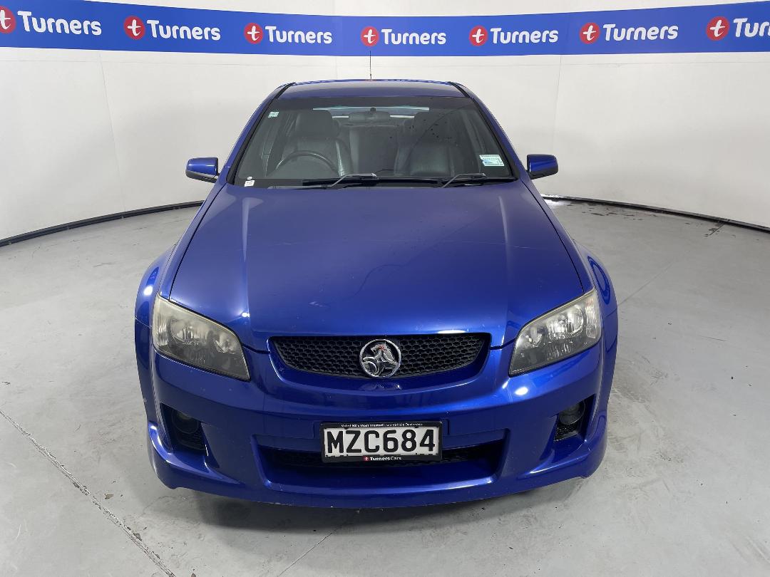 Photo '2' of Holden Commodore