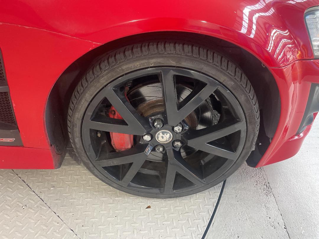 Photo '9' of Holden Commodore Photo '9' of Holden Commodore