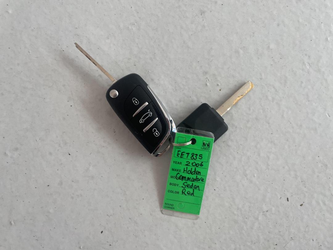 Photo '22' of Holden Commodore Photo '22' of Holden Commodore