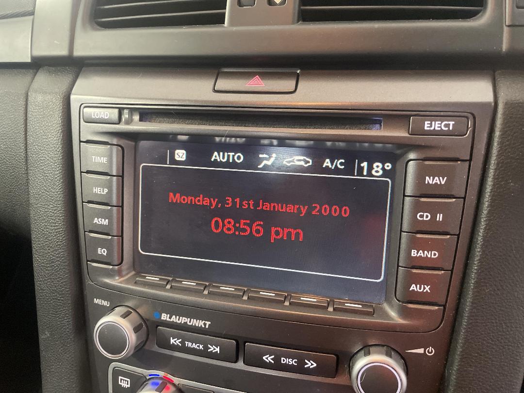 Photo '29' of Holden Commodore Photo '29' of Holden Commodore