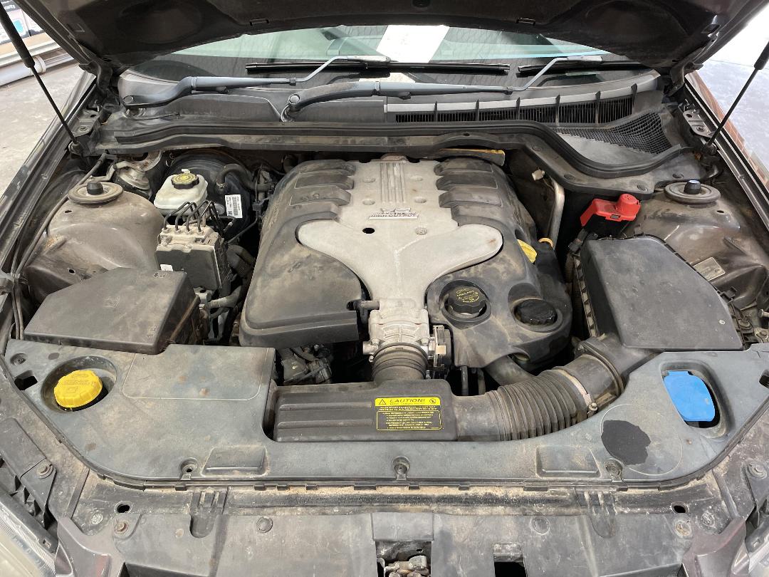 Photo '11' of Holden Commodore Calais-V V6 Photo '11' of Holden Commodore Calais-V V6