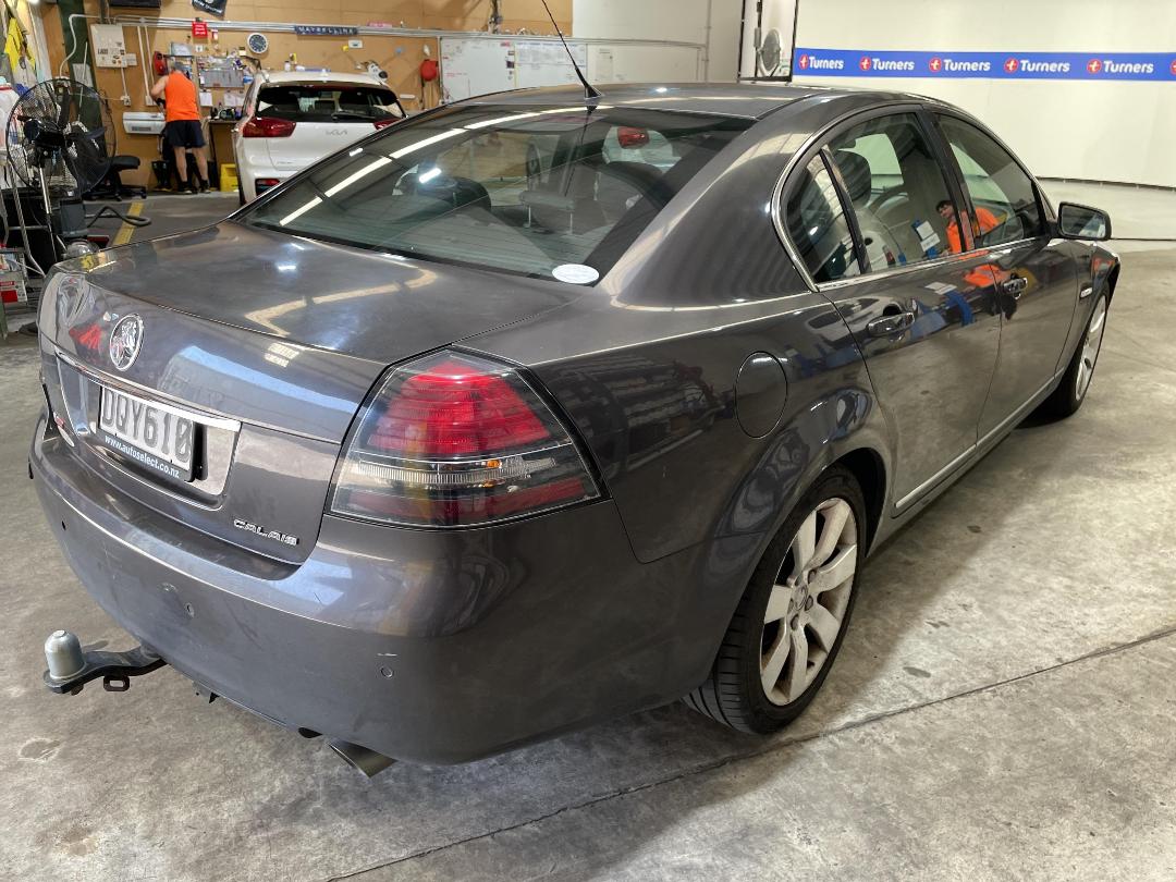 Photo '6' of Holden Commodore Calais-V V6 Photo '6' of Holden Commodore Calais-V V6