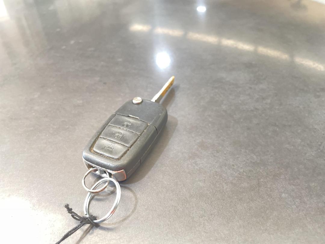 Photo '20' of Holden Commodore Calais-V V6 Photo '20' of Holden Commodore Calais-V V6