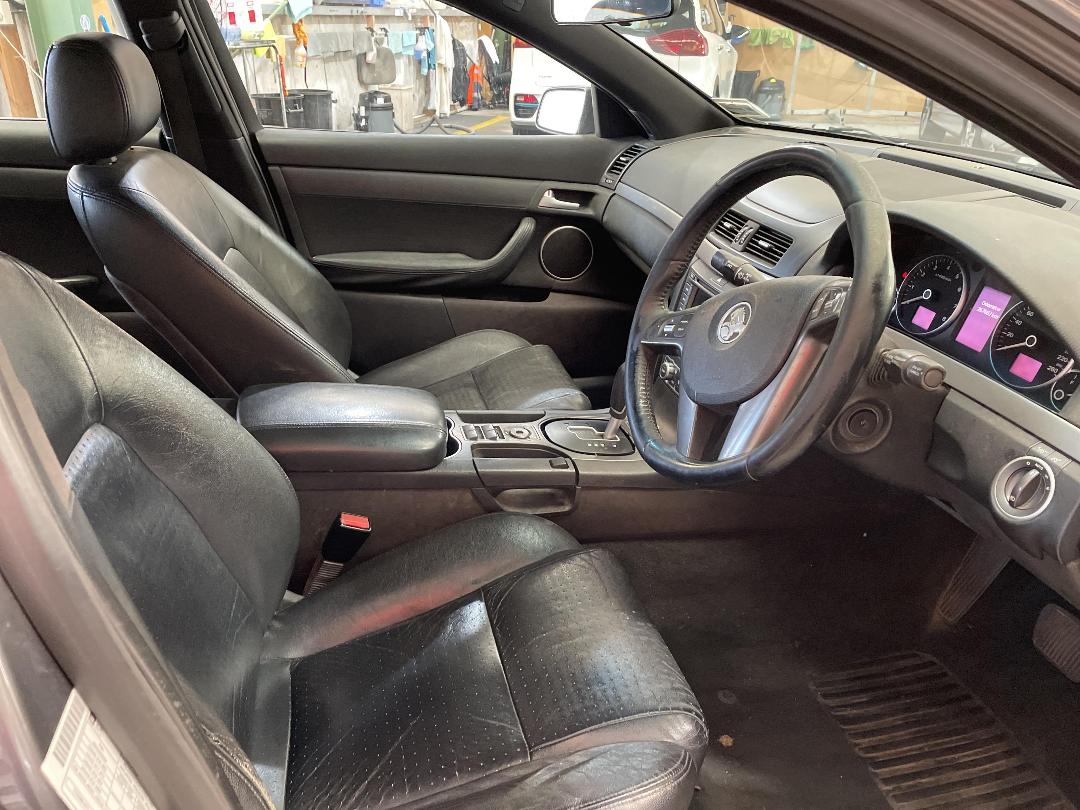 Photo '14' of Holden Commodore Calais-V V6 Photo '14' of Holden Commodore Calais-V V6