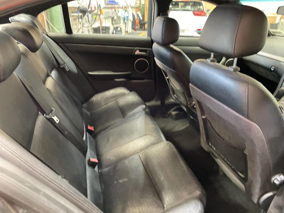 Photo '18' of Holden Commodore Calais-V V6 Photo '18' of Holden Commodore Calais-V V6