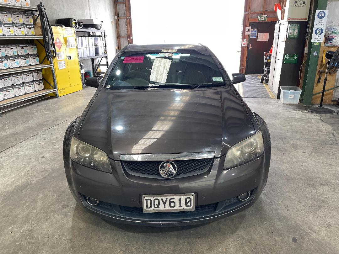Photo '2' of Holden Commodore Calais-V V6 Photo '2' of Holden Commodore Calais-V V6