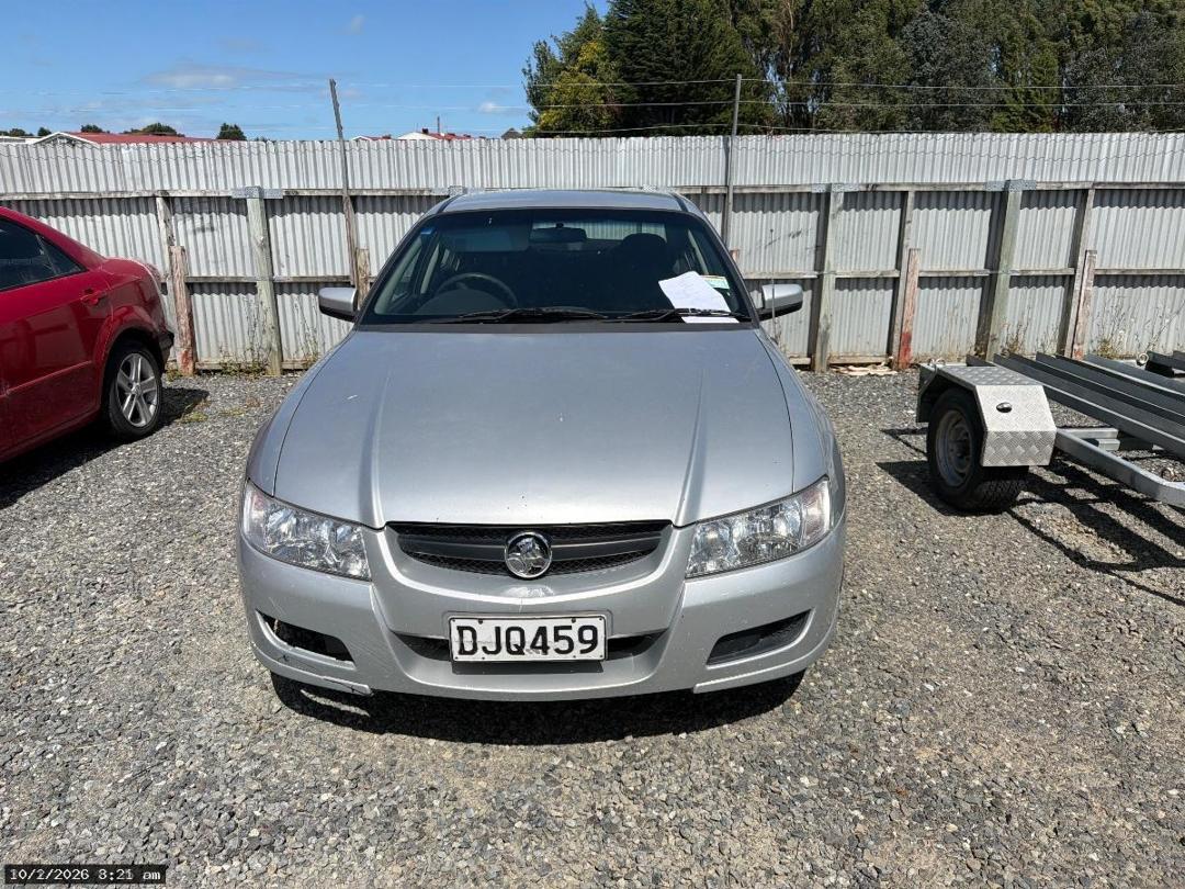Photo '2' of Holden Commodore VZ Acclaim Photo '2' of Holden Commodore VZ Acclaim