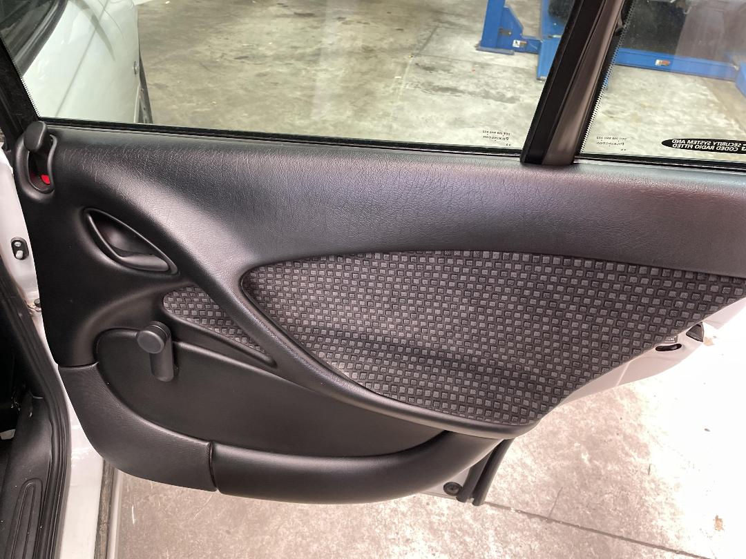 Photo '16' of Holden Commodore Exec Photo '16' of Holden Commodore Exec