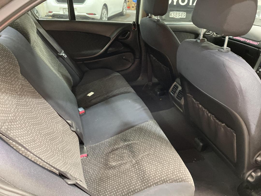 Photo '17' of Holden Commodore Exec Photo '17' of Holden Commodore Exec