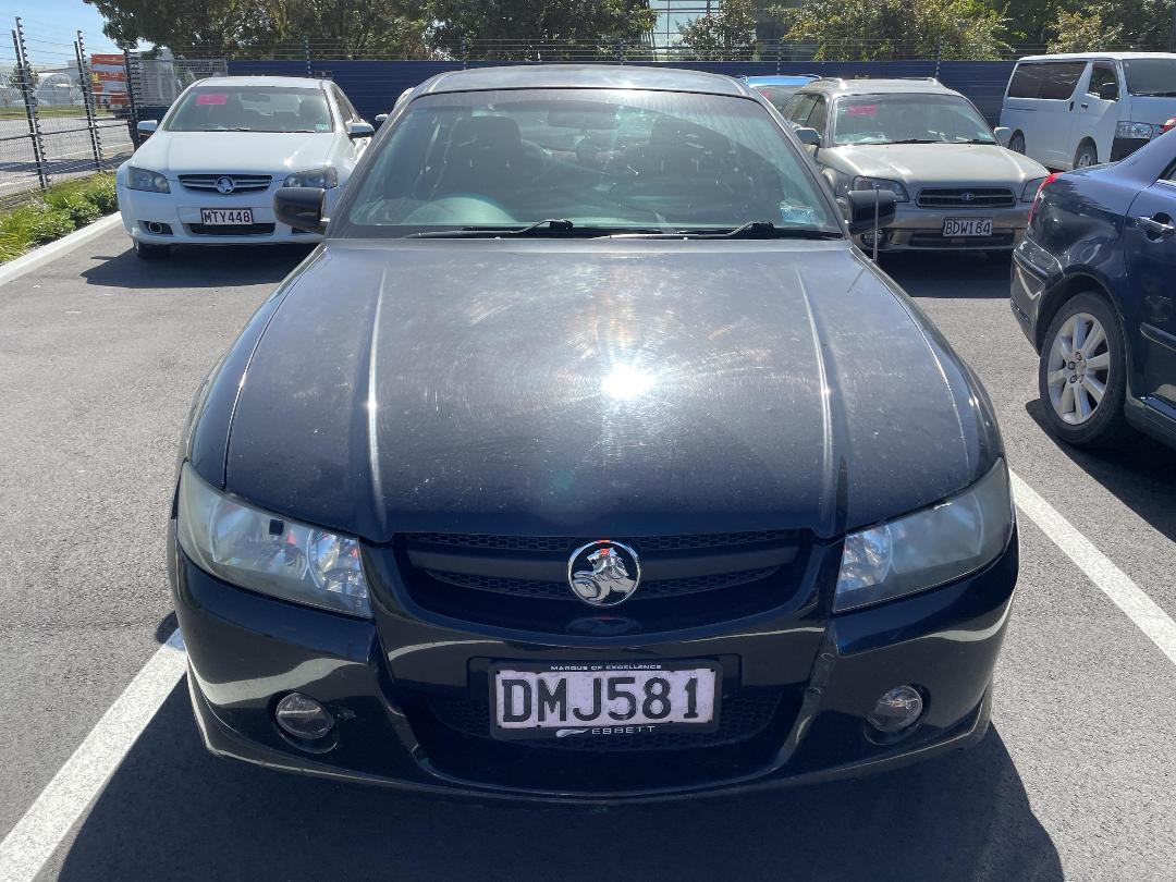 Photo '3' of Holden Commodore S V6 Photo '3' of Holden Commodore S V6