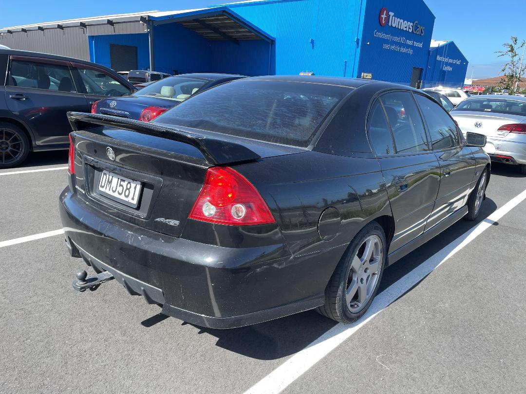 Photo '7' of Holden Commodore S V6 Photo '7' of Holden Commodore S V6