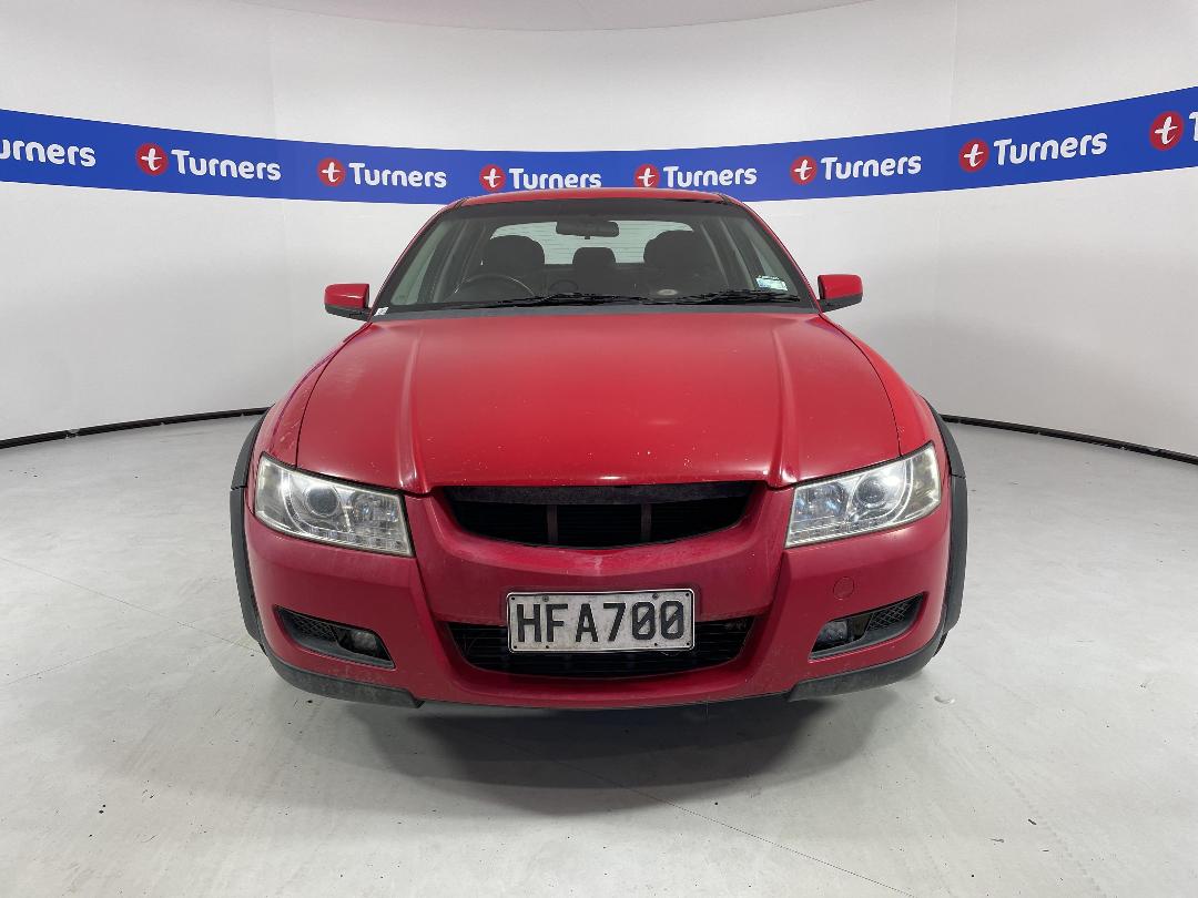 Photo '2' of Holden Crewman