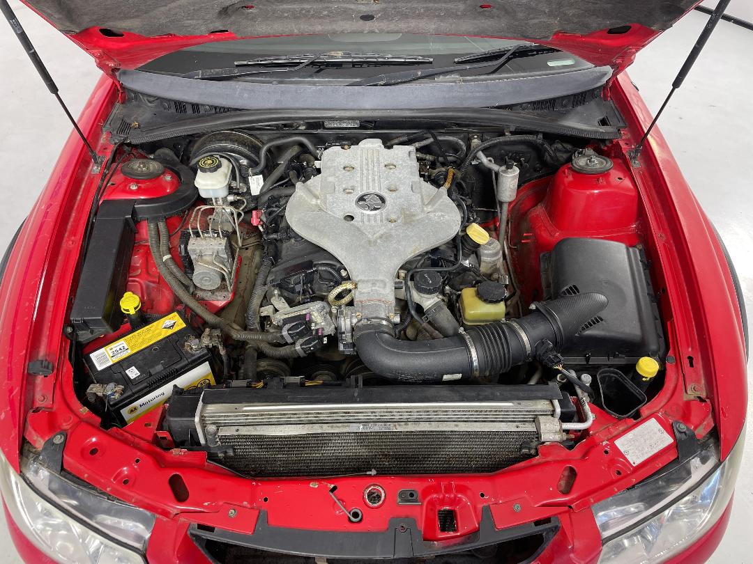 Photo '13' of Holden Crewman