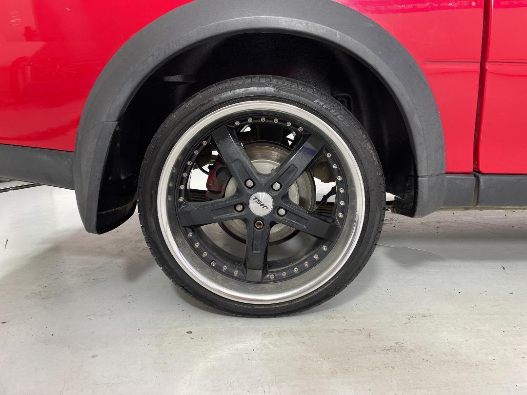 Photo '12' of Holden Crewman