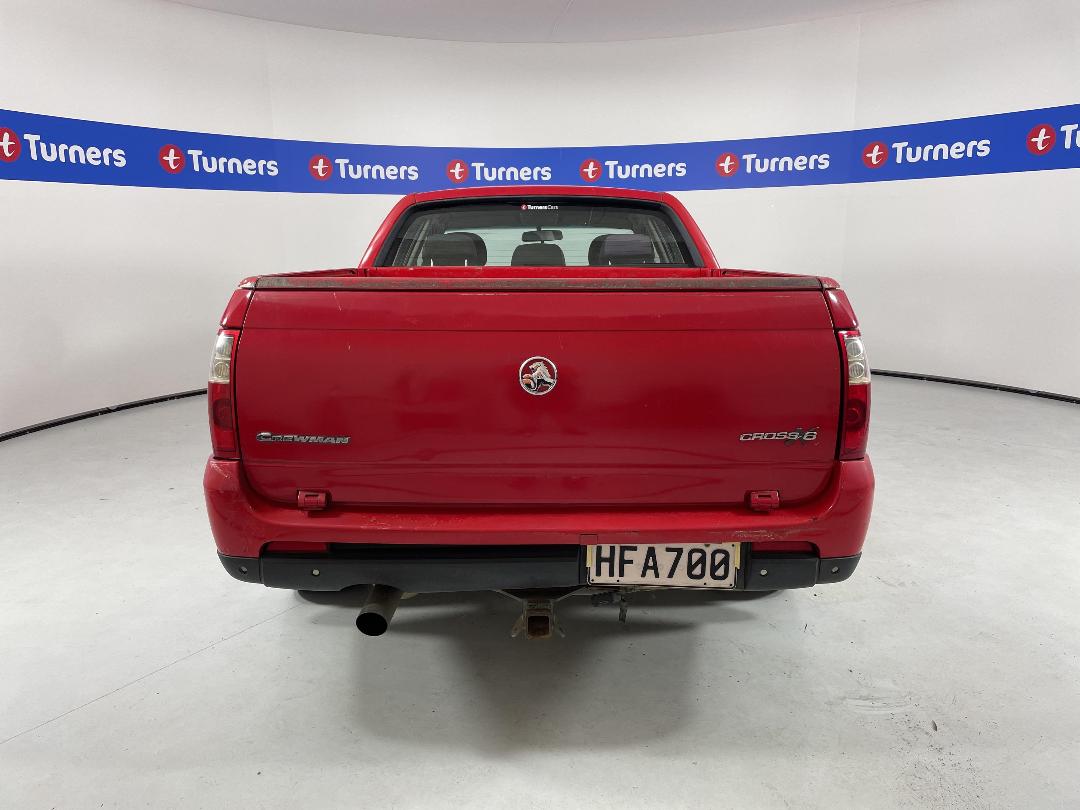 Photo '6' of Holden Crewman