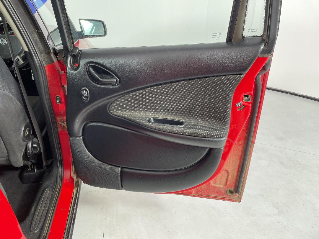 Photo '19' of Holden Crewman