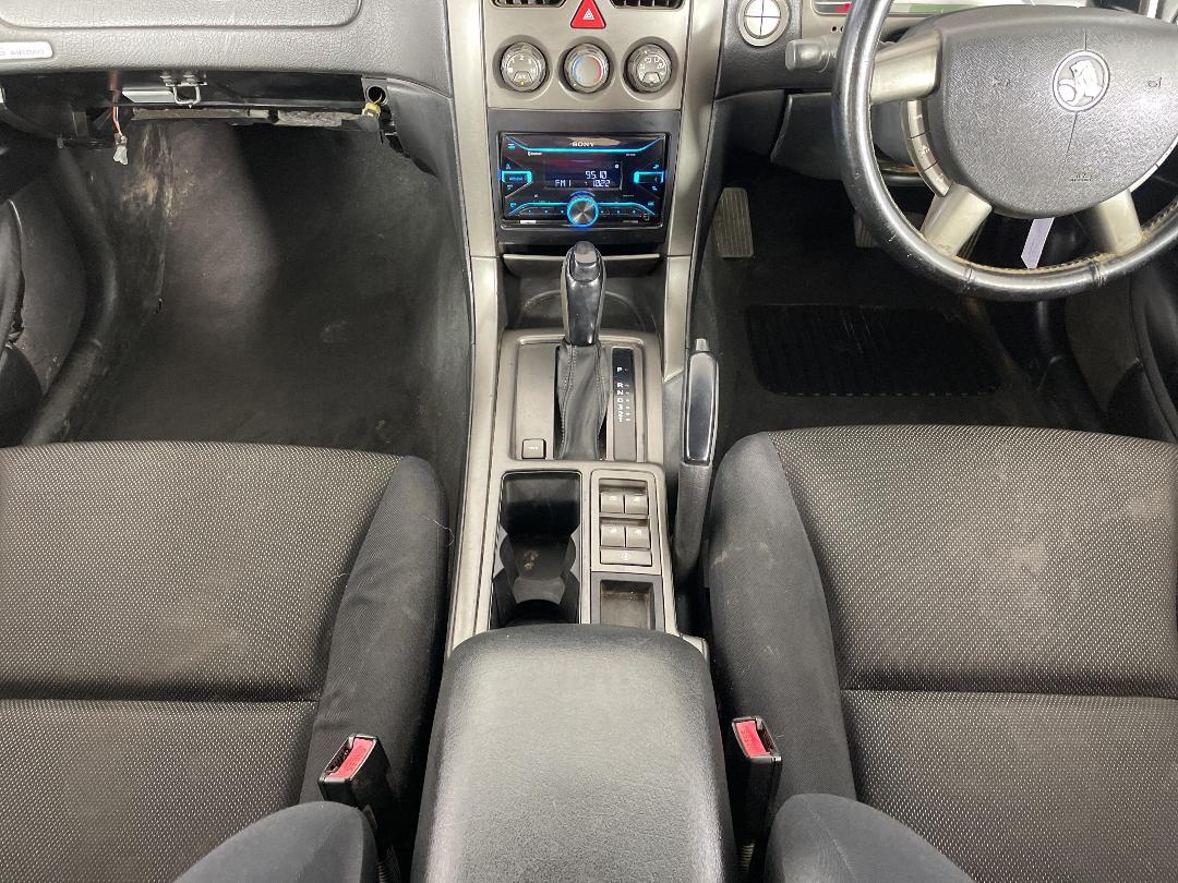 Photo '18' of Holden Crewman