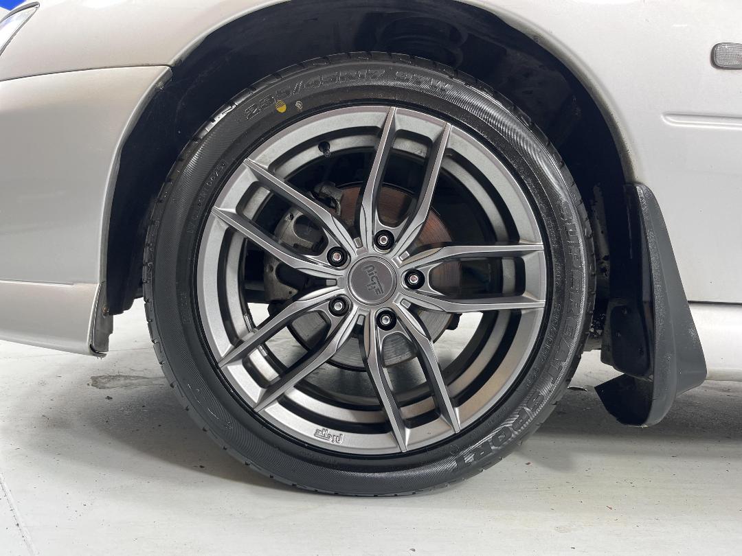 Photo '10' of Holden UTE