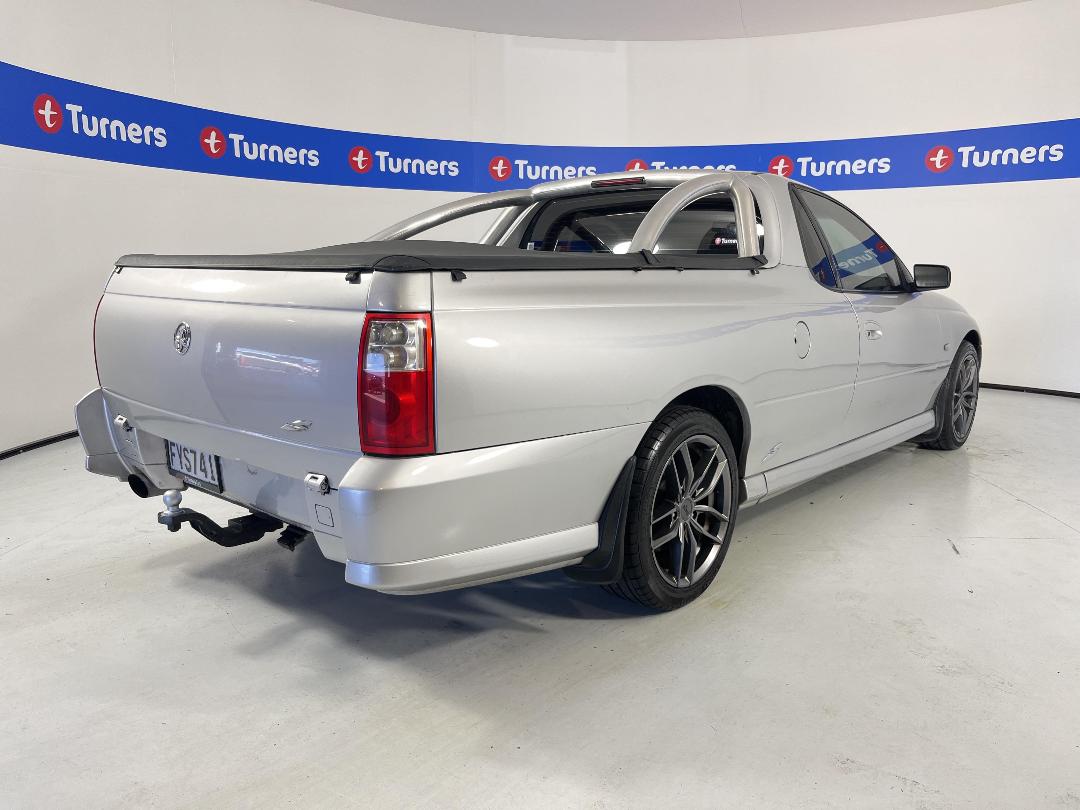 Photo '7' of Holden UTE