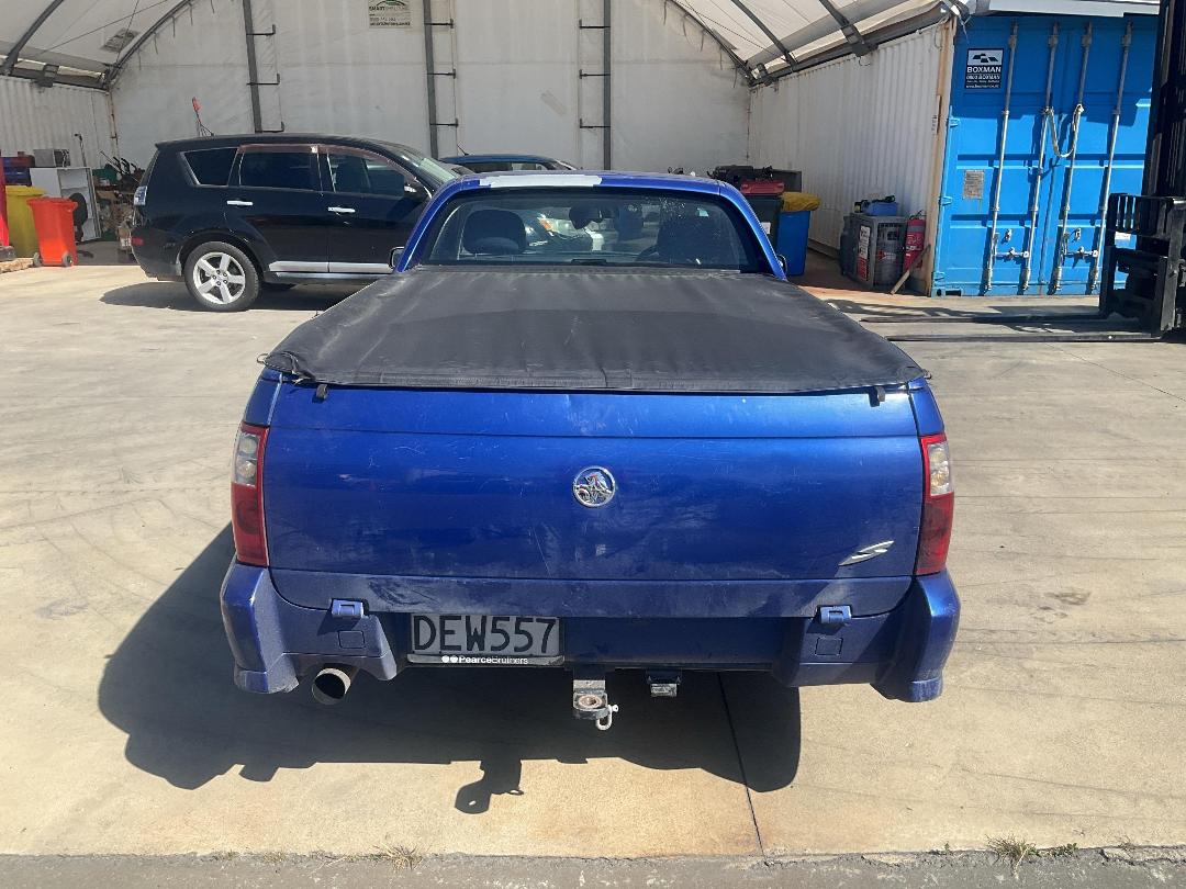 Photo '4' of Holden UTE V6