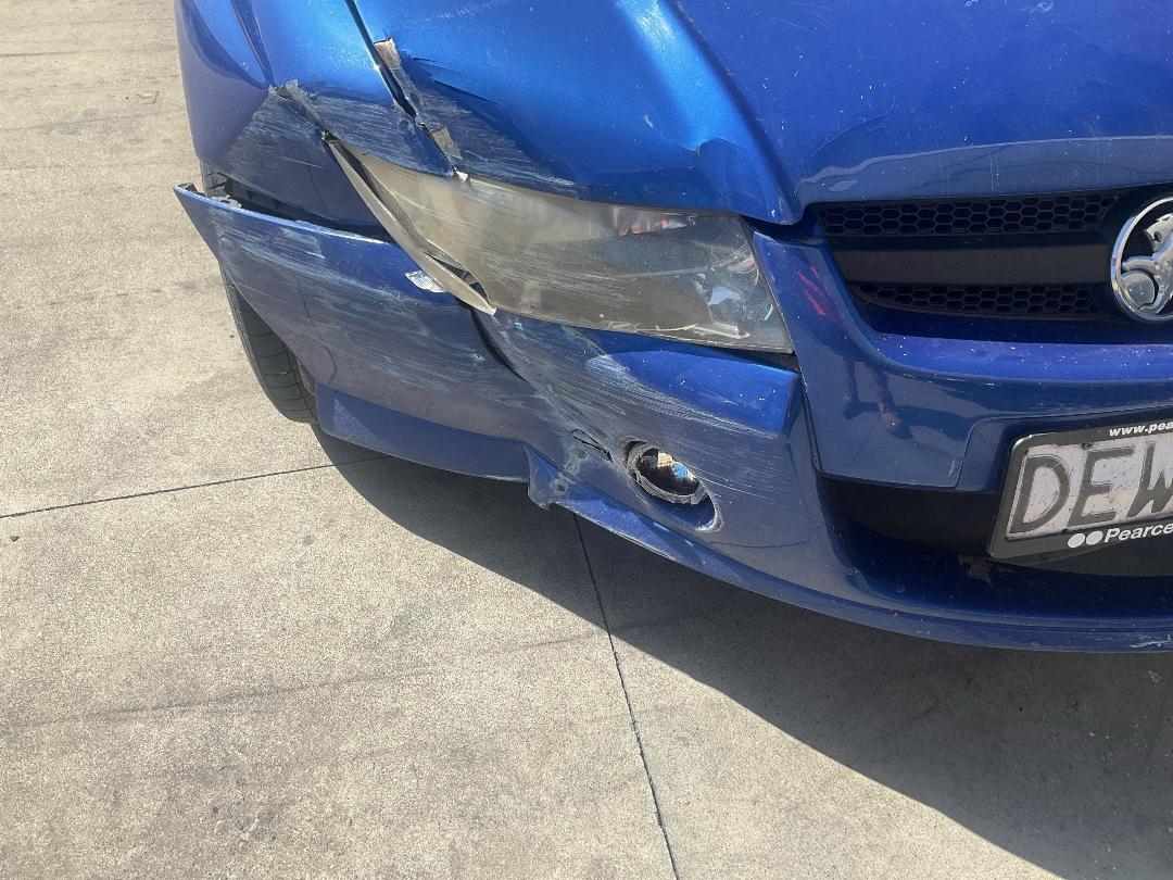 Photo '14' of Holden UTE V6