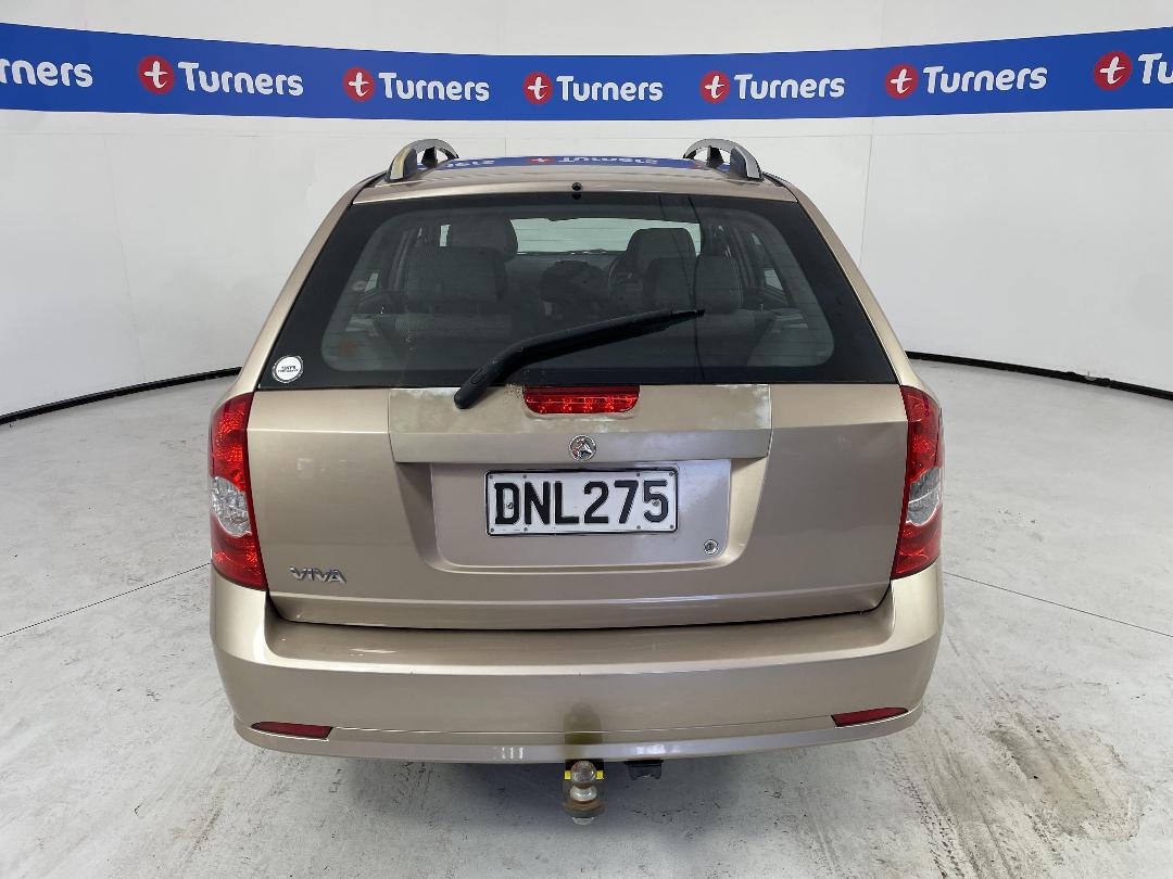 Photo '9' of Holden Viva Photo '9' of Holden Viva