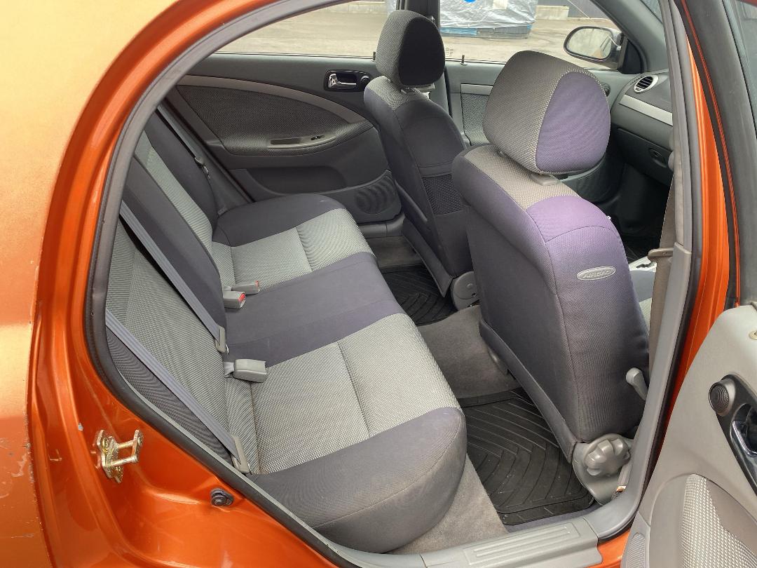 Photo '7' of Holden Viva