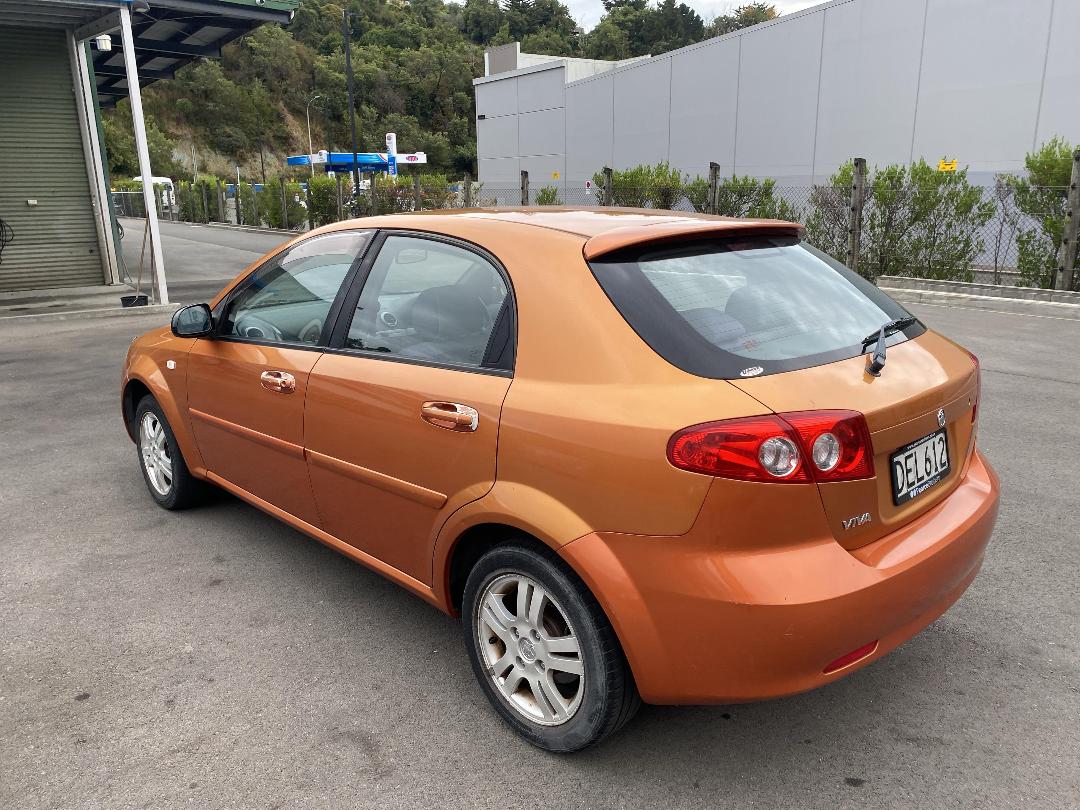 Photo '4' of Holden Viva