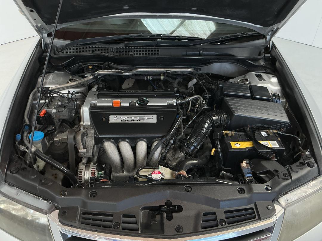 Photo '13' of Honda Accord Photo '13' of Honda Accord