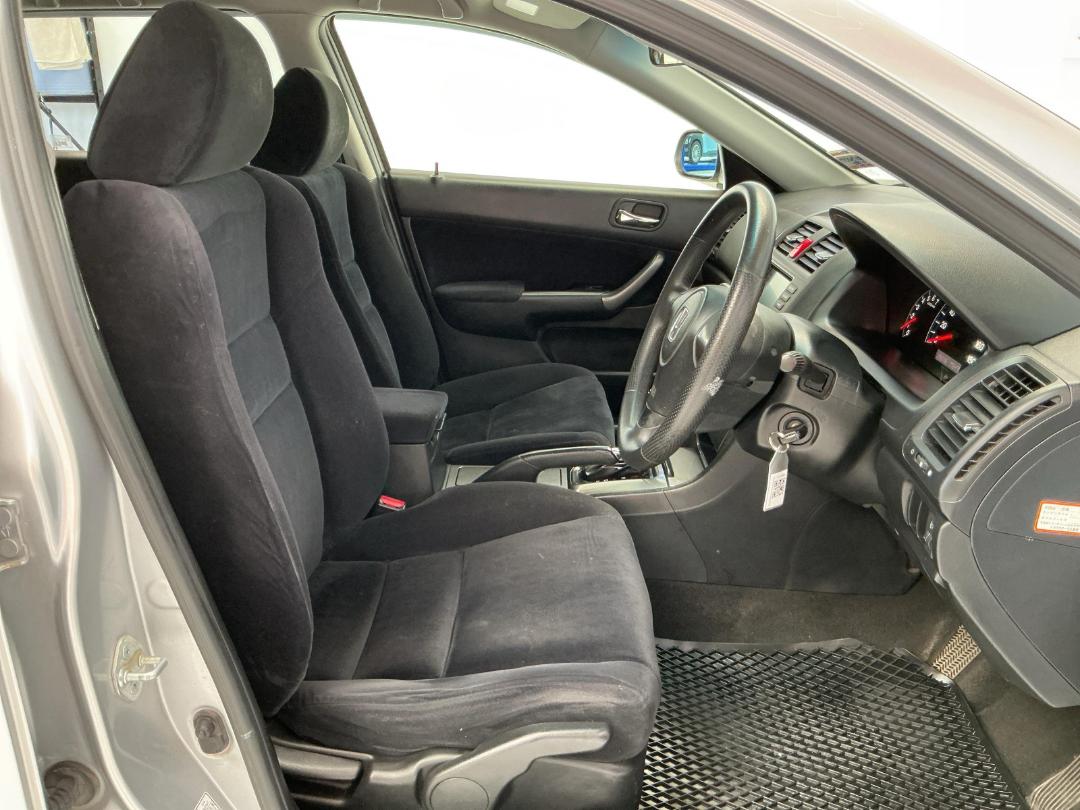 Photo '16' of Honda Accord Photo '16' of Honda Accord