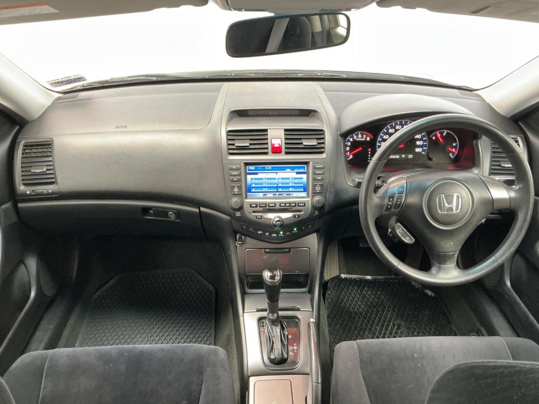 Photo '17' of Honda Accord Photo '17' of Honda Accord