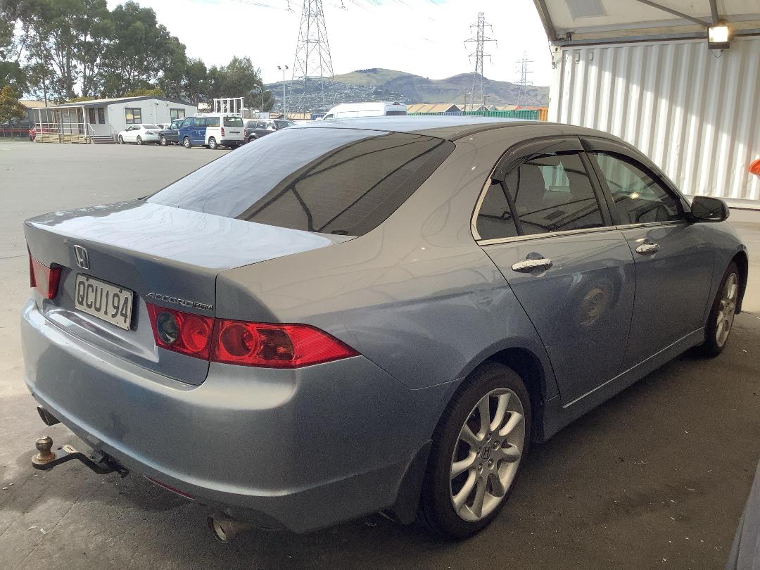 Photo '3' of Honda Accord Euro Photo '3' of Honda Accord Euro