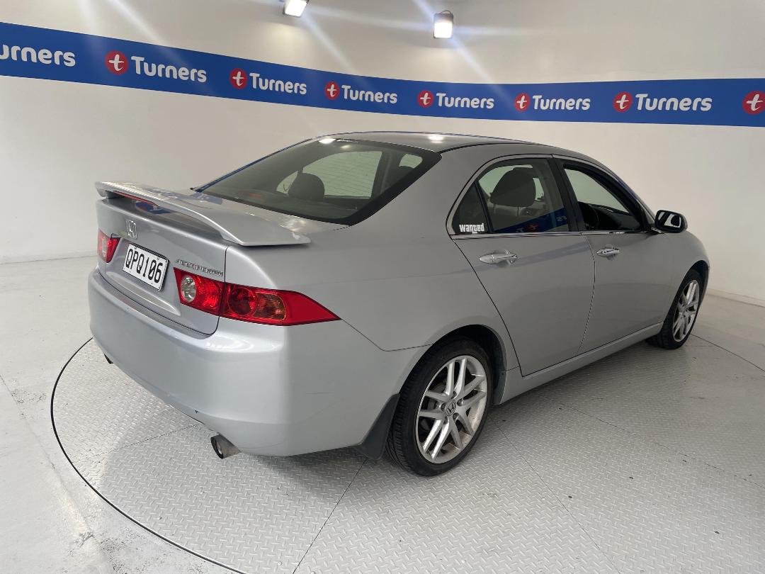 Photo '7' of Honda Accord