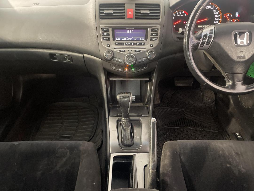 Photo '18' of Honda Accord