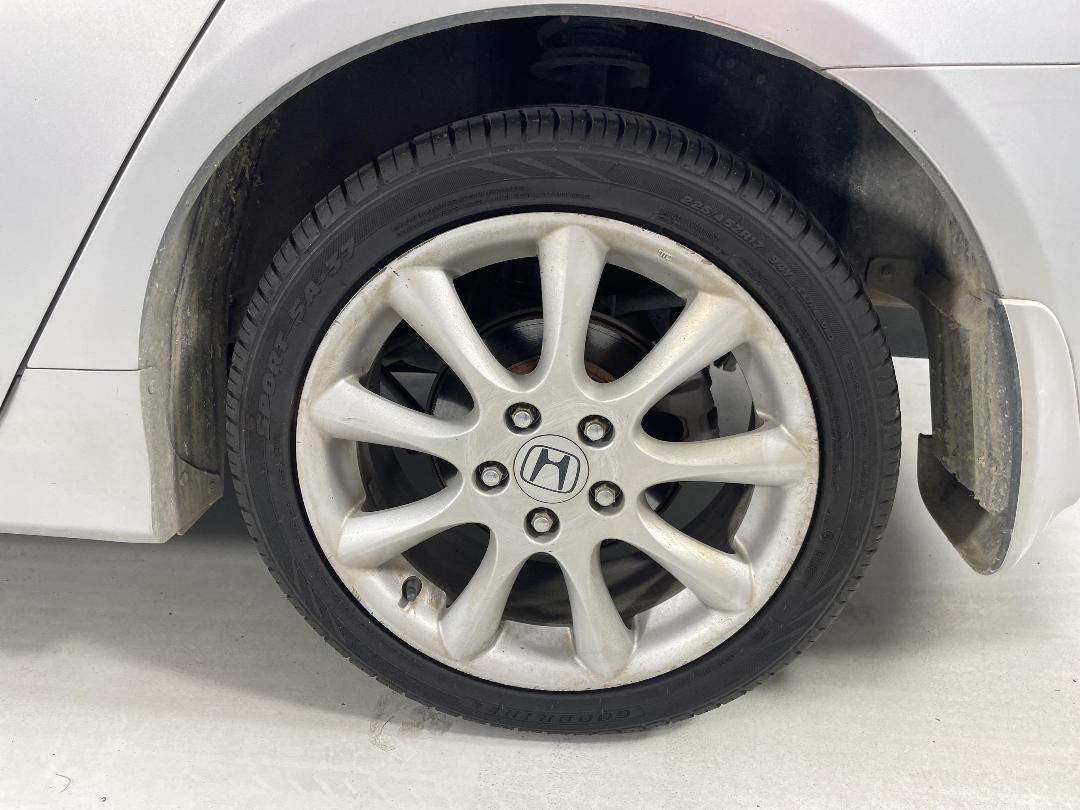 Photo '11' of Honda Accord