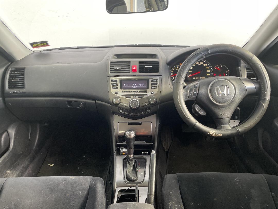 Photo '17' of Honda Accord