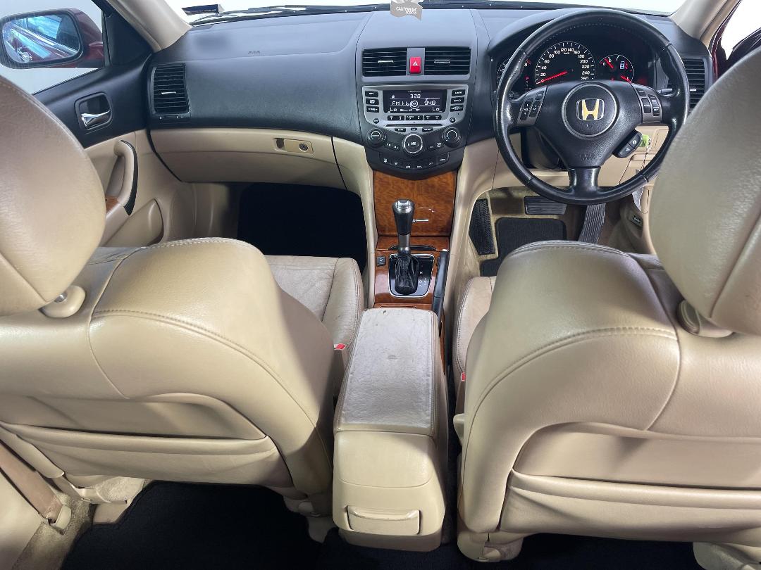 Photo '18' of Honda Accord