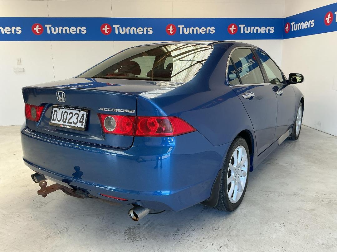 Photo '7' of Honda Accord