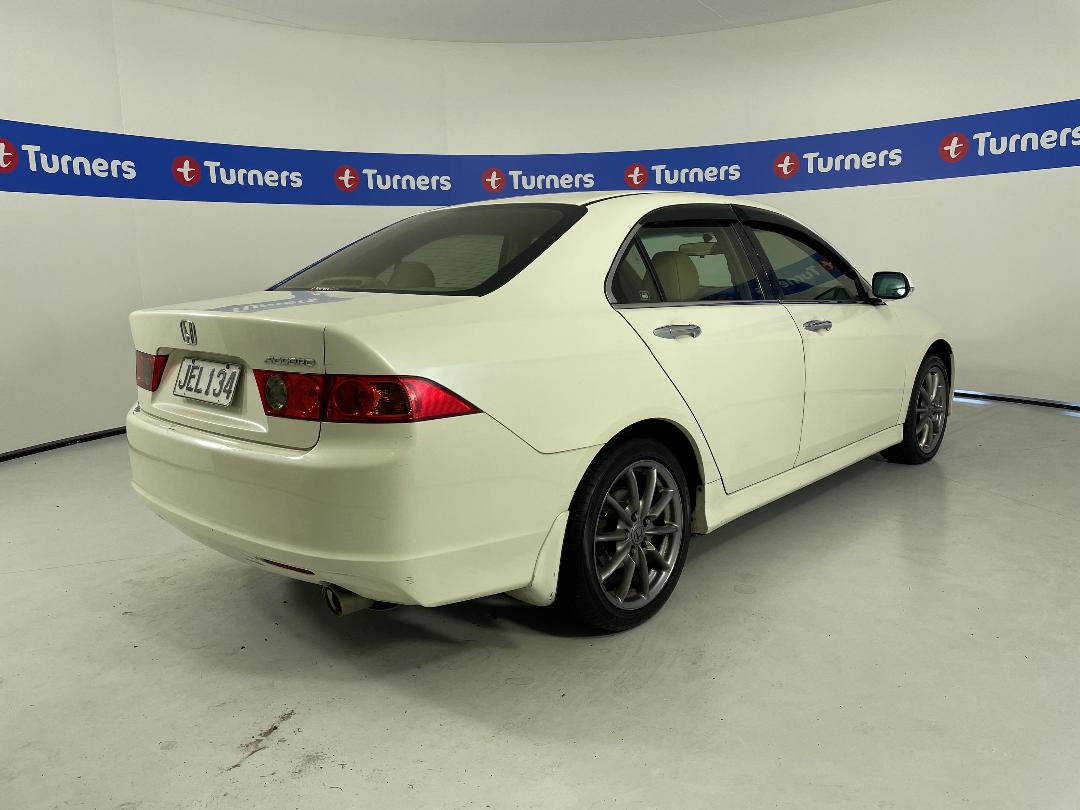 Photo '7' of Honda Accord