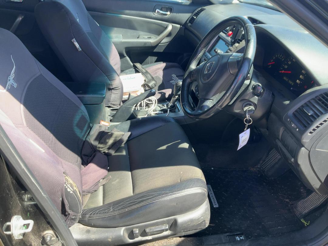 Photo '13' of Honda Accord