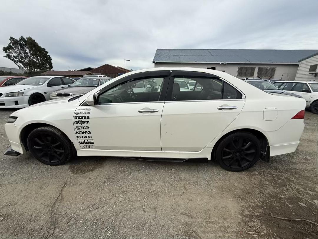 Photo '8' of Honda Accord Photo '8' of Honda Accord