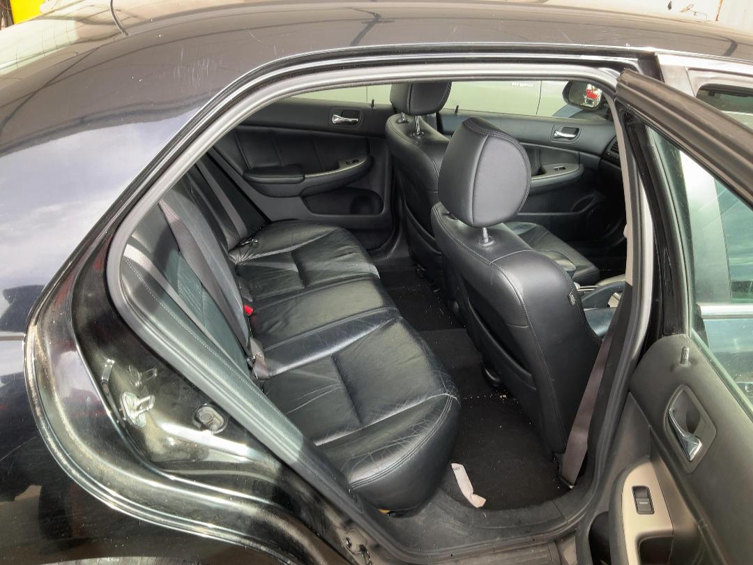 Photo '7' of Honda Accord V6L